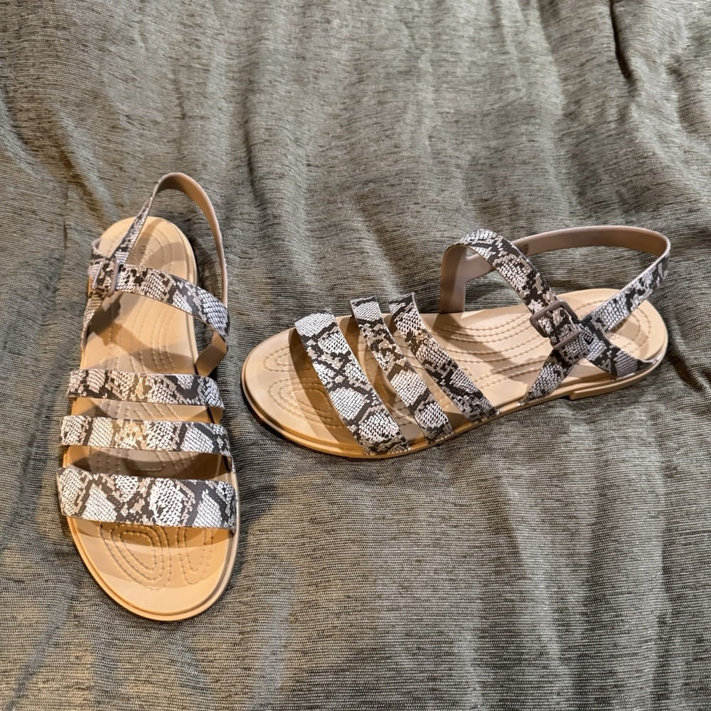 Crocs Tulum Sandal Women Sz 11 Strappy Flat Snake Skin Lightweight Rubber